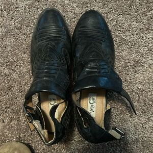 Very G black women’s booties. Size 8. Cute woven details & buckle closures.